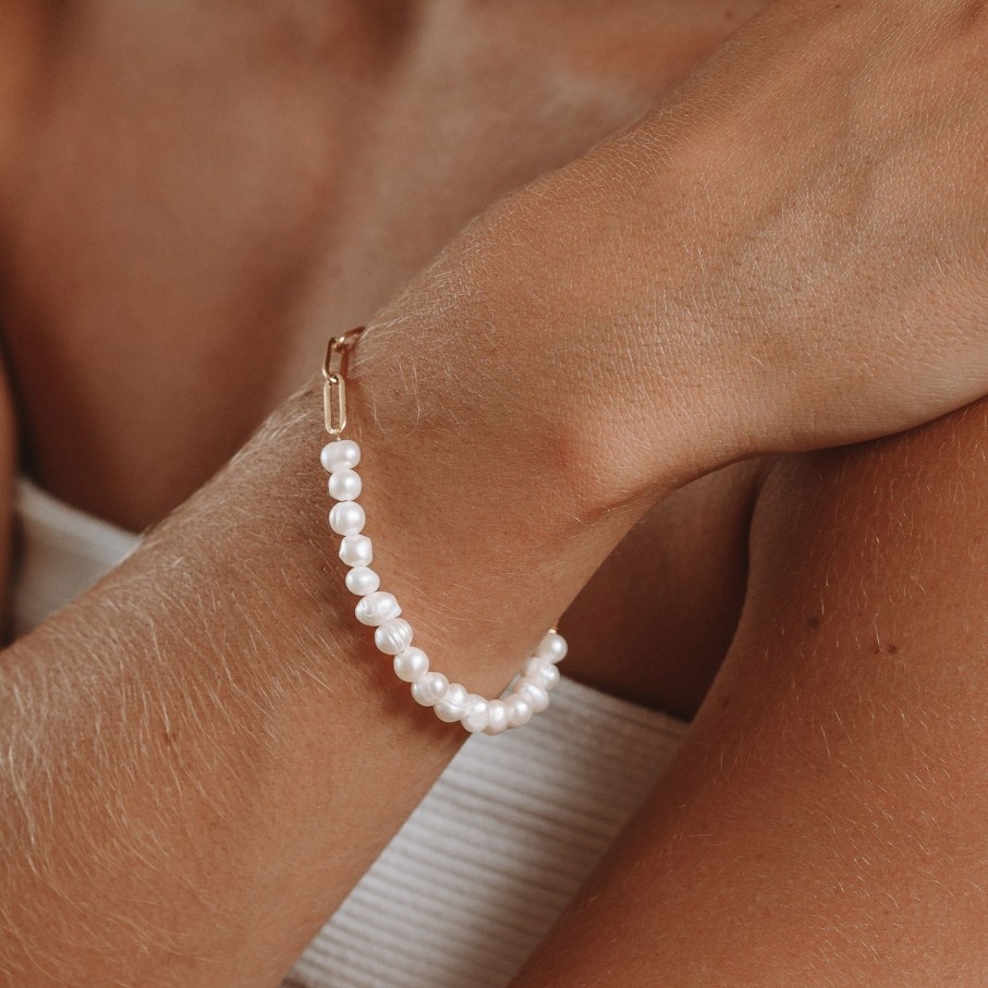 Atolea Jewelry Bermuda Freshwater Pearl Bracelet | Pearls